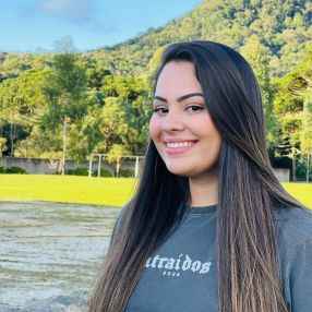 Rebecca, Babá em Balneário Camboriú