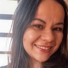 Jenifer, Babá em Rio Claro