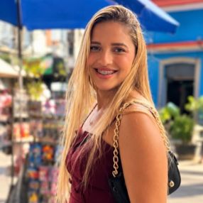 Roberta, Babysitter in Maceió