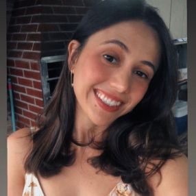 Thayna, Babá em São Roque