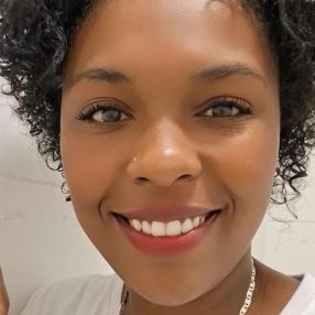 Andresa, Babá em São Roque