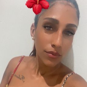 Emilly, Babá em Gravatá