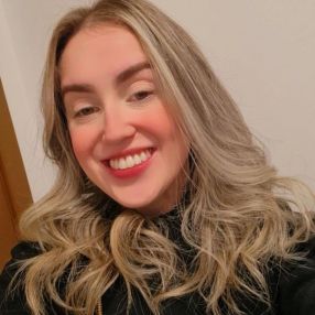 Maria, Babá em Dois Irmãos