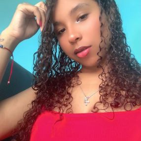 Valentina, Babá em Balneário Arroio do Silva