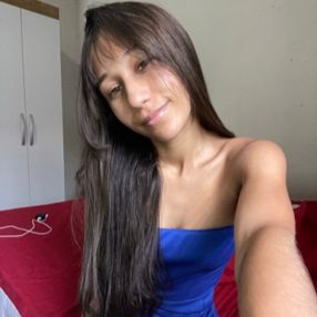Emmyli, Babá em Pesqueira