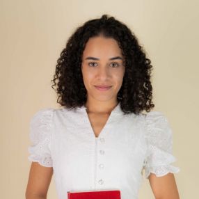 Bruna, Babá em Embu-Guaçu