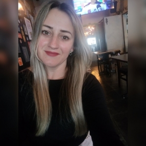Natália, Babá em Caieiras