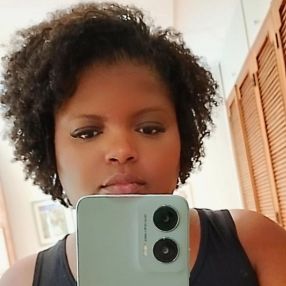 Kelly, Babá em São João de Meriti