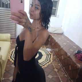 Manuela, Babá em Ilha Comprida