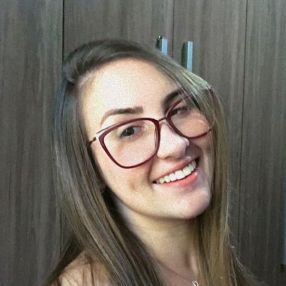 Fernanda, Babá em Araquari