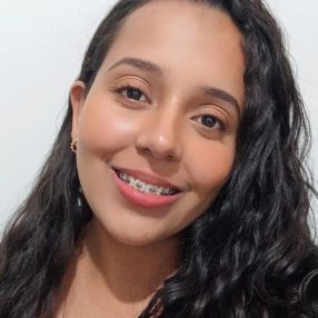 Gabriela, Babá em Floresta