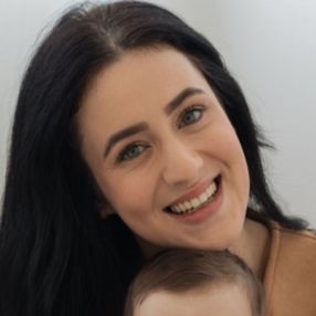 Amanda, Babá em Sapiranga