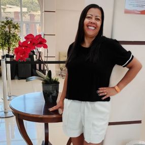 Debora Rabelo Amorim goncalves, Babá em Raposos