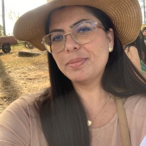 Thaís, Babá em Santa Luzia