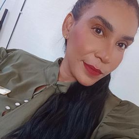 Monnara, Babá em Campina Grande