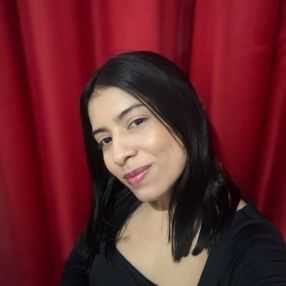 Anne Caroline, Babá em Camboriú