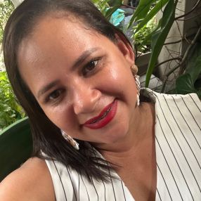 Andréia, Babá em Rio Largo