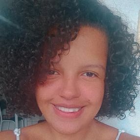 Débora, Babá em Ubatuba