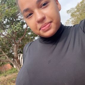 Junio, Babá em Pedra Preta