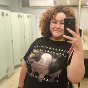Victória, Babá em Aparecida