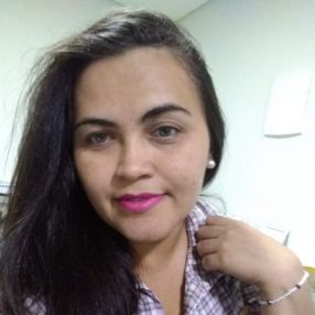 Patrícia, Babá em Sobral