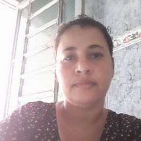 Fabiana, Babysitter in Carpina