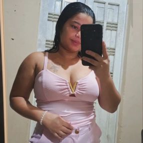 Tamires, Babá em Vicência