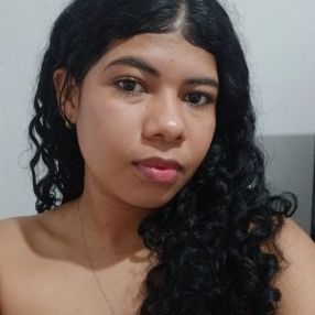 Vanessa, Babá em Manhuaçu