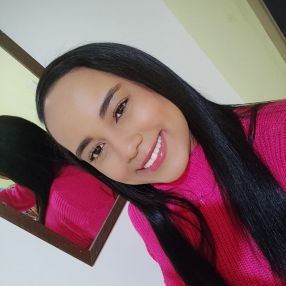 Thais, Babá em Cruz das Almas