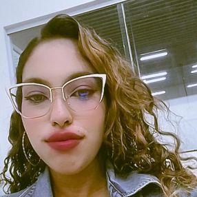 Michelly, Babá em Cocalzinho de Goiás