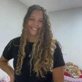 Kariny, Babá em Uberaba