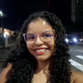 Camily, Babysitter in Paranavaí