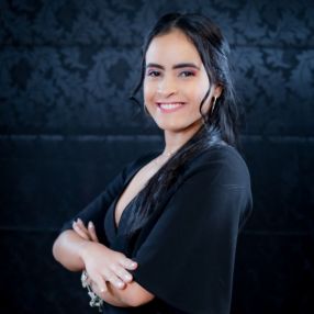 Maira, Babá em Vitória