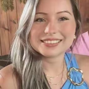 Alessandra, Babá em Cachoeirinha