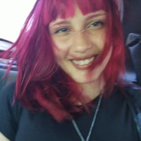 Ana Karoline, Babá em Monte Aprazível