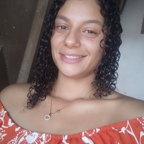 Jhenifer, Babá em Lins