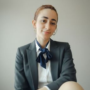 Carolina, Babysitter in Araçatuba