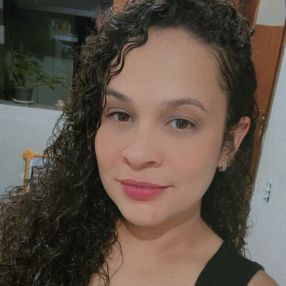 Flaviane, Babá em Franca