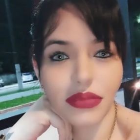 Karla, Babá em Magé