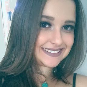 Lyviah, Família em Arcos