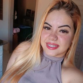 Gabriely, Babá em Ariquemes