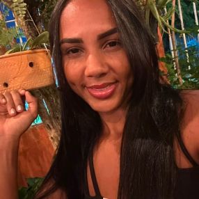 Leticia, Babá em Paulista