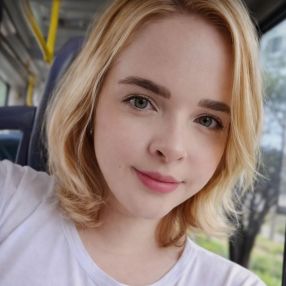 Bruna, Babá em Feira Grande