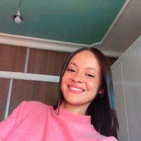 Bruna, Babá em Ribeirão das Neves