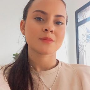 Analy, Babá em Bady Bassitt
