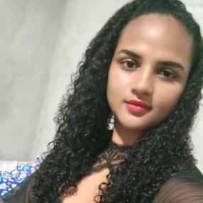 Tatiane, Babá em Santa Rita
