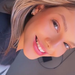 Myrella, Babysitter in Uberaba