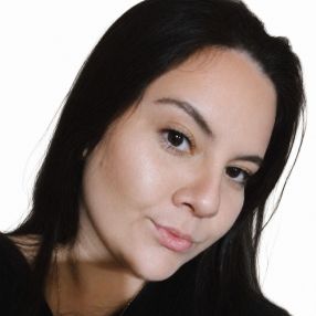 Junia, Babá em Gravataí