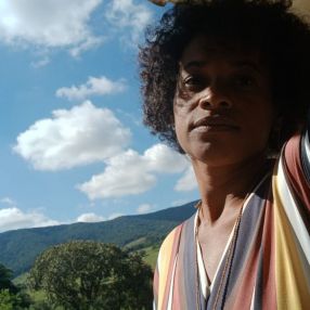 Lucivânia, Babá em Três Corações