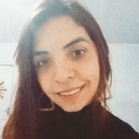 FRANTHYHELLEN, Babá em Umuarama